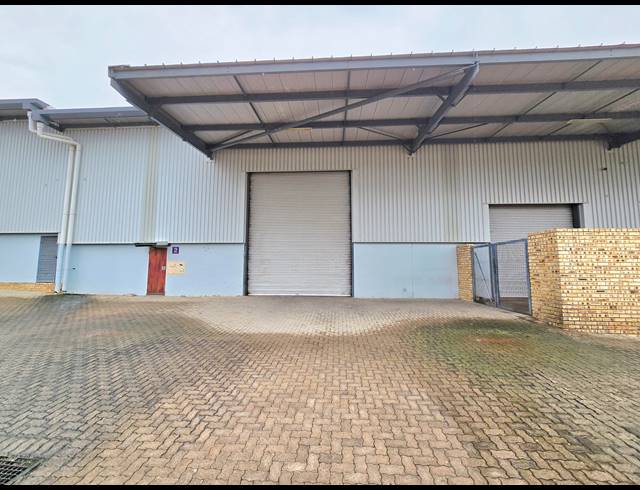 1,535M² WAREHOUSE TO LET IN LANSERIA